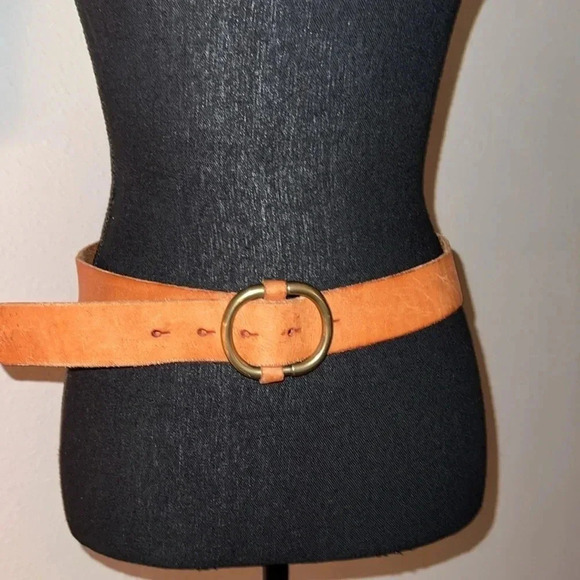 Gap Vintage Tobacco Brown British Distressed Leather
Belt with Brass Buckle XS - Picture 5 of 16
